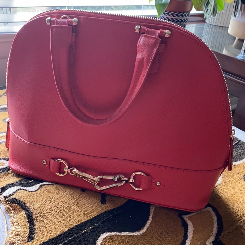 Midsize Tote